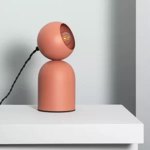 une lampe au style chic et rétro à la fois